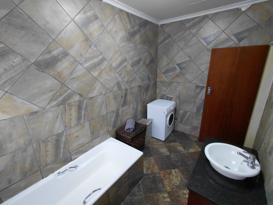 To Let 2 Bedroom Property for Rent in Doringkruin North West